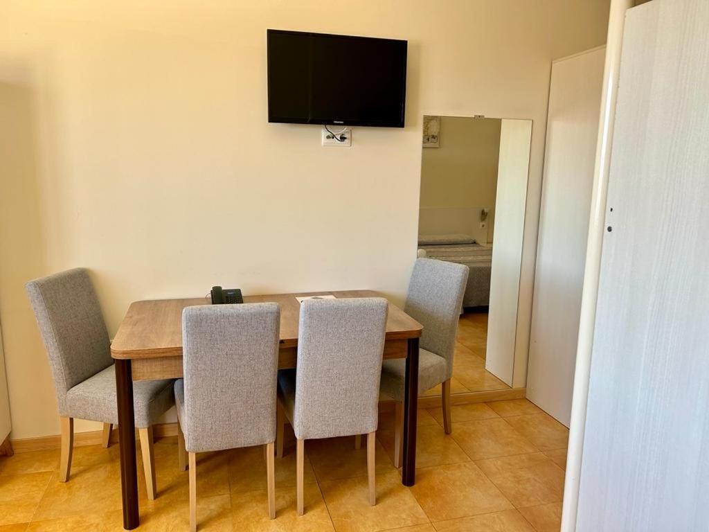 Apartamentos Turisticos Mediterraneo Cartagena Kültér fotó
